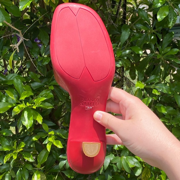 NWOT Vintage Franco Sarto Red Heels - Picture 4 of 6